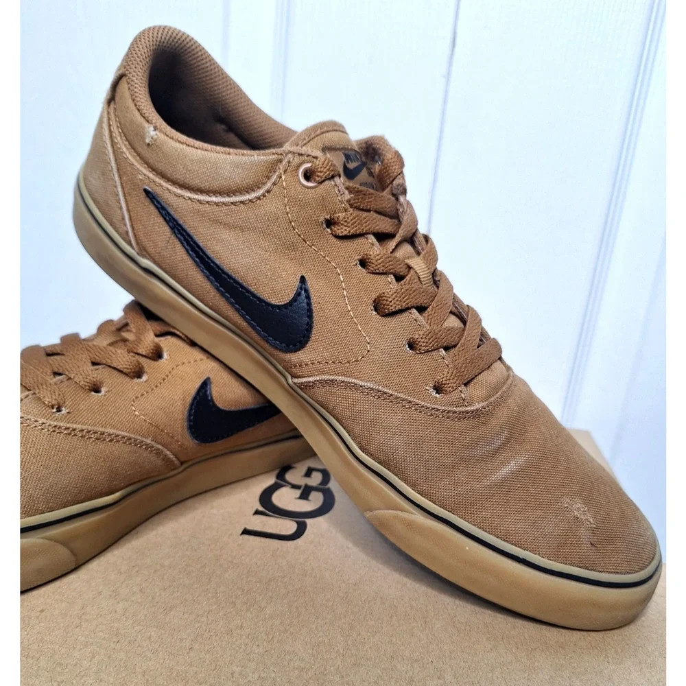 Nike sb chron